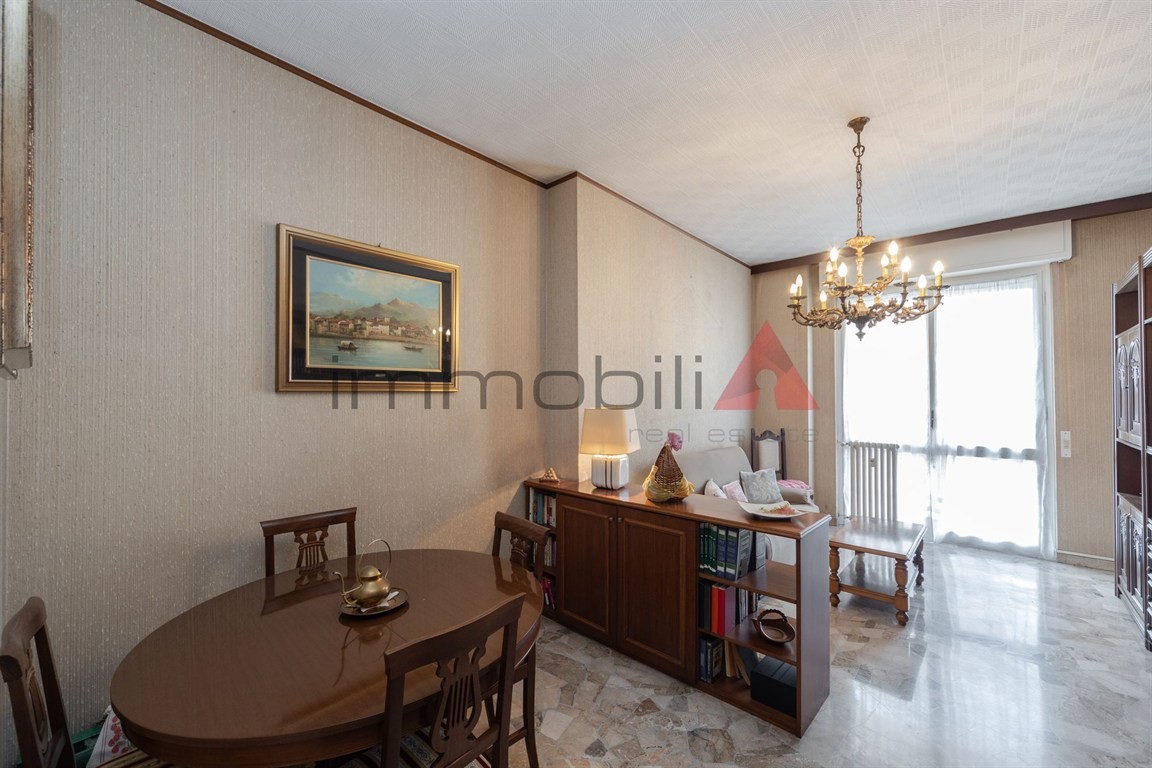 Cernusco sul Naviglio - Ampio 3 locali di 118mq con box Euro 395.000,00