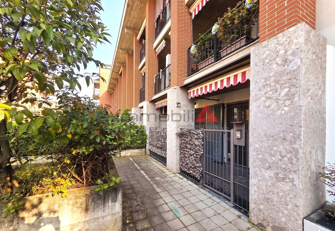 Limito di Pioltello - 4 locali con taverna e box Euro 298.000,00