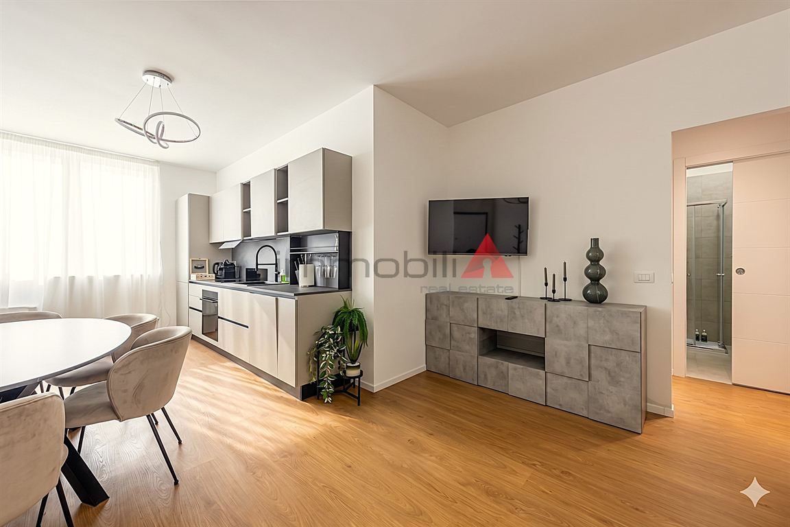 Milano zona Vigentina - Moderna Residenza con Zona Living Open-Space e Posto Auto Coperto